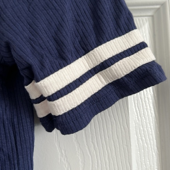 PINK ROSE NAVY SHIFT DRESS SMALL - Picture 2 of 4